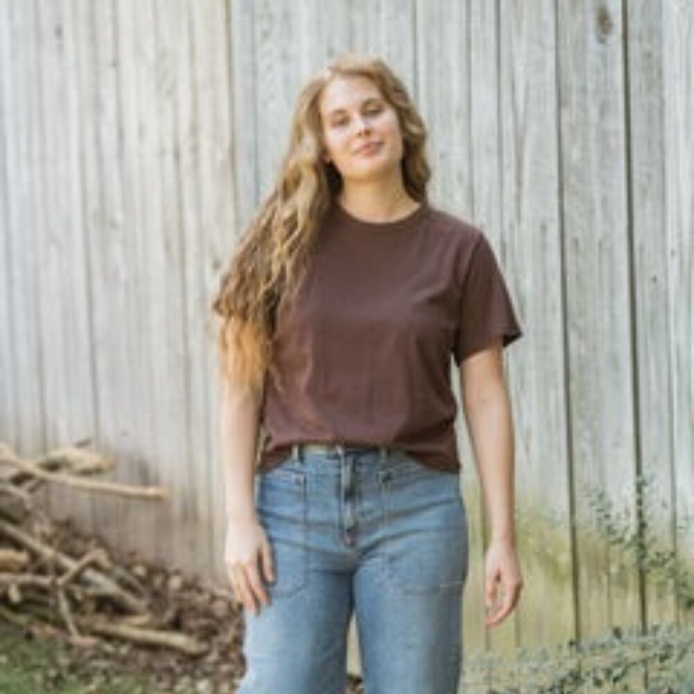 Charlotte Tee